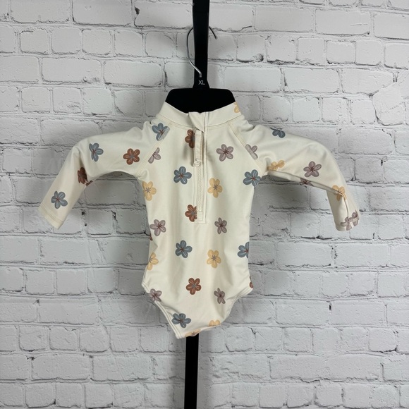 Rylee and Cru Delphine Rashguard One Piece Floral Bathing Suit Size 3-6m - Picture 2 of 6